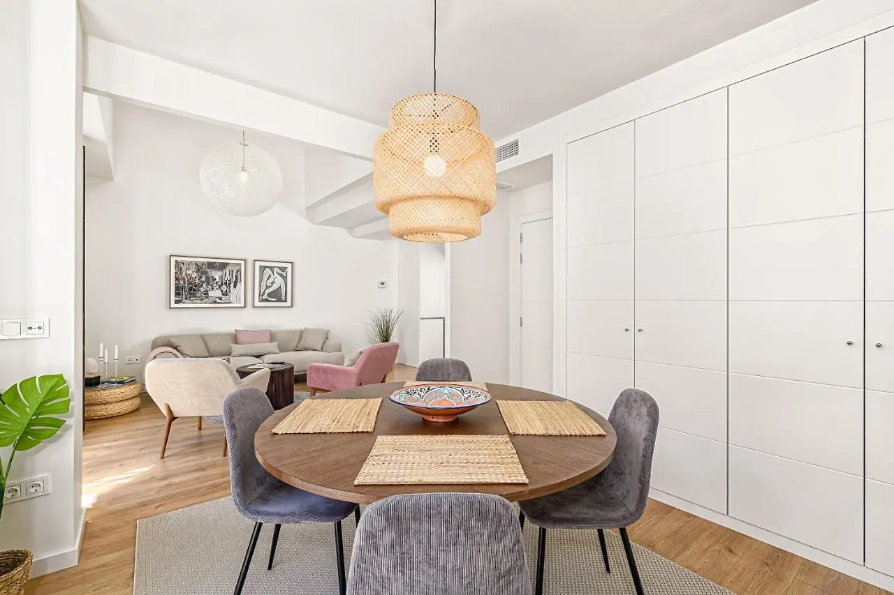 Teatro Apartment In Malaga By Solaga Holiday Homes 0*,