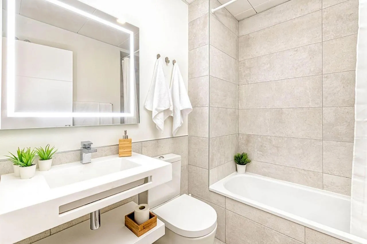 Teatro Apartment In Malaga By Solaga Holiday Homes Испания